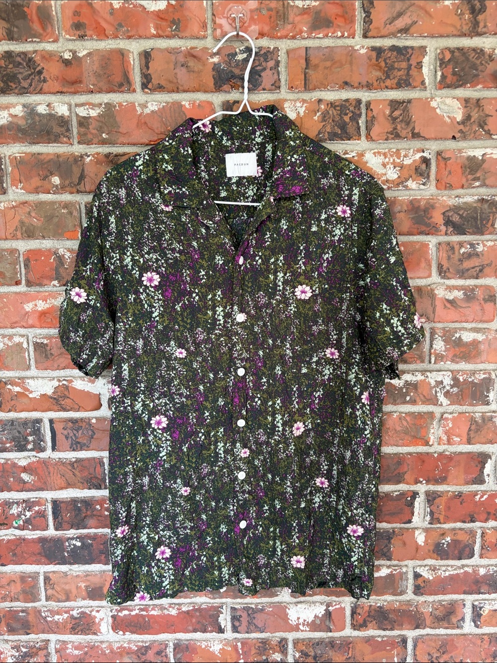Men’s pacsun flora button down shirt